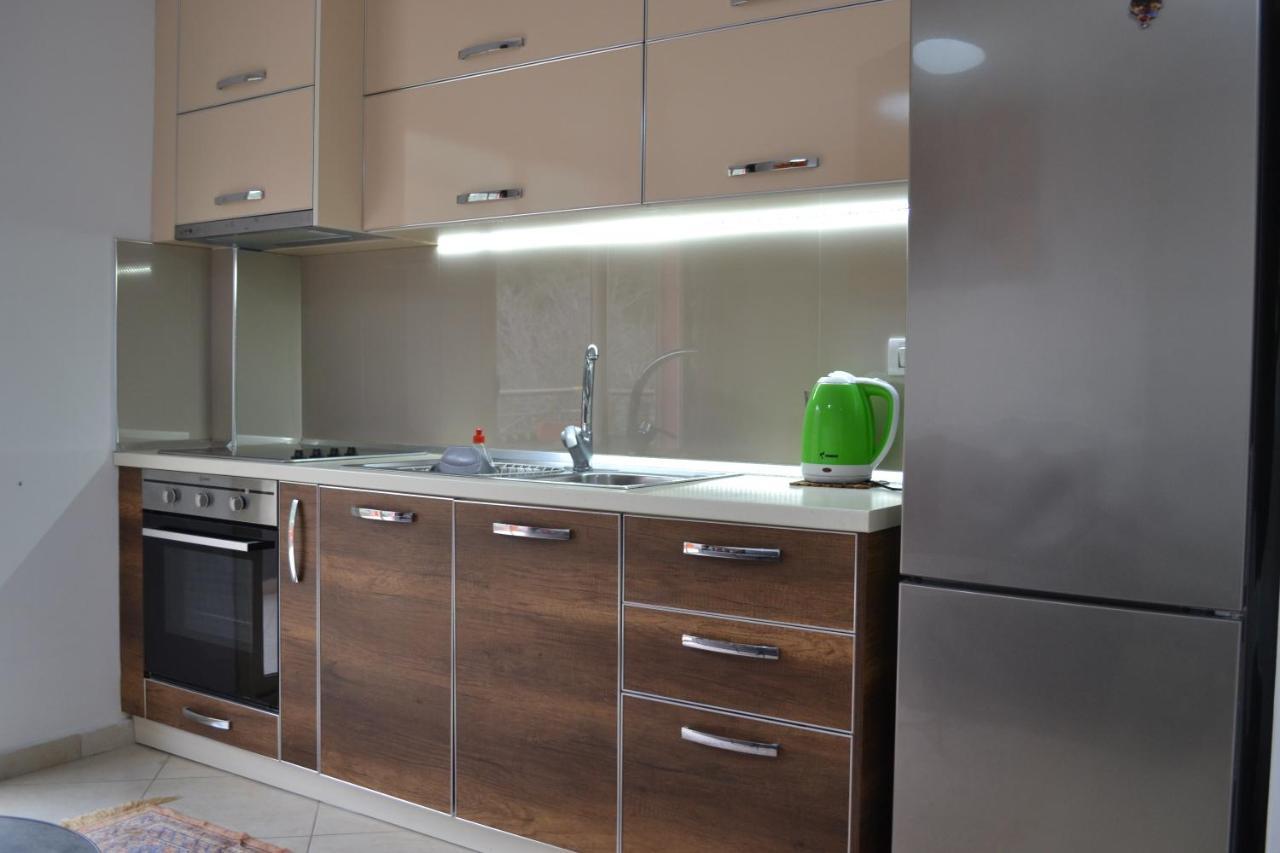 Flowers & Green 2 Bedrooms Apartment & Box Garage วญอเรอ ภายนอก รูปภาพ