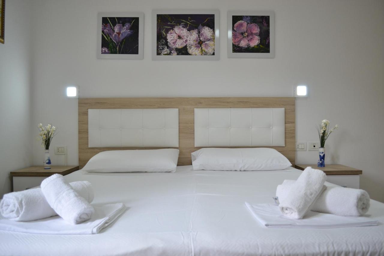 Flowers & Green 2 Bedrooms Apartment & Box Garage วญอเรอ ภายนอก รูปภาพ