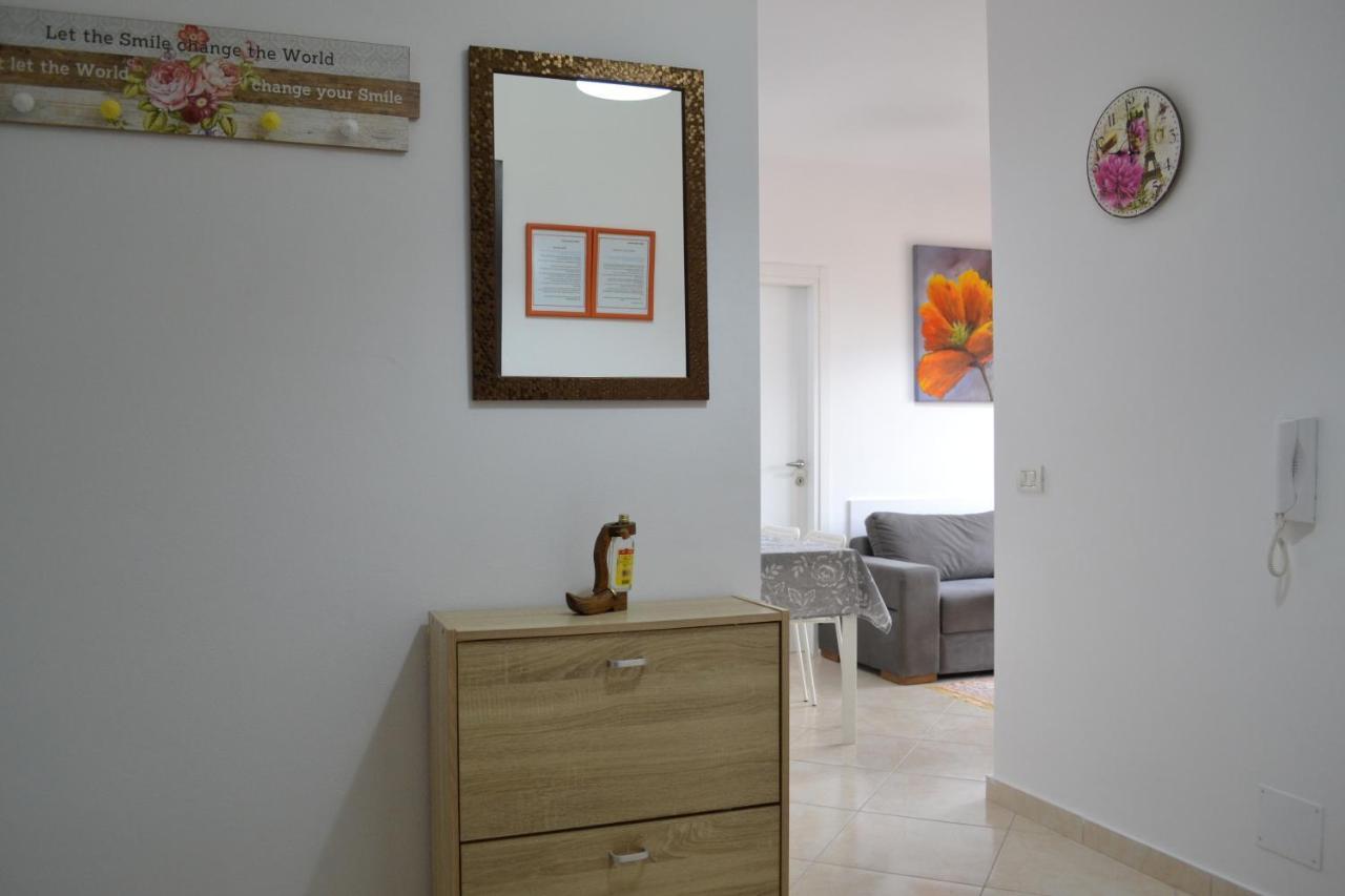 Flowers & Green 2 Bedrooms Apartment & Box Garage วญอเรอ ภายนอก รูปภาพ